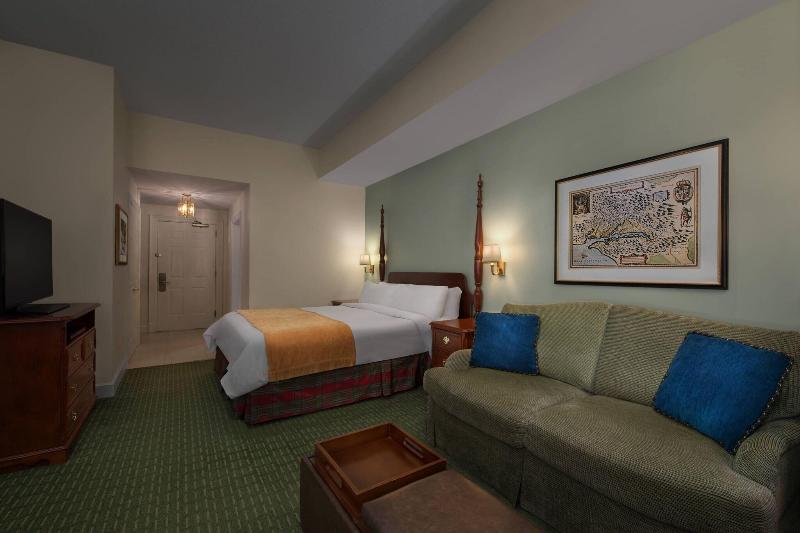 اتاق استاندارد با تخت بزرگ, Marriott's Manor Club at Ford's Colony