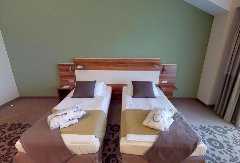 اتاق پرستیژ, Mercure Tagungs  & Landhotel Krefeld