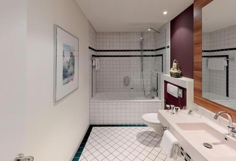 اتاق استاندارد با تخت بزرگ, Mercure Tagungs  & Landhotel Krefeld