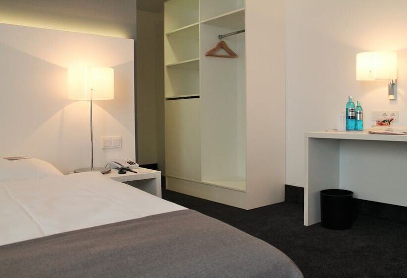 Deluxe Room, Relexa  Airport Dusseldorf/ratingen