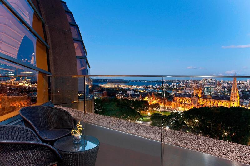 Люкс Клуб, Sheraton Grand Sydney Hyde Park