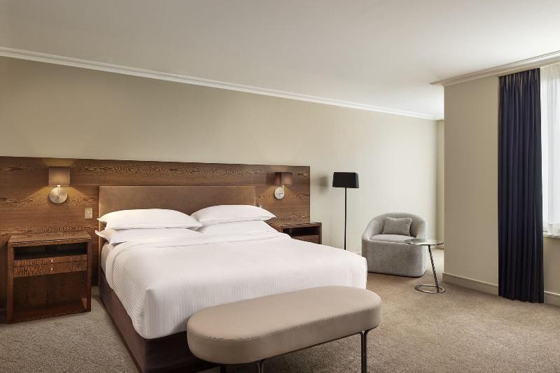 Люкс Клуб, Sheraton Grand Sydney Hyde Park