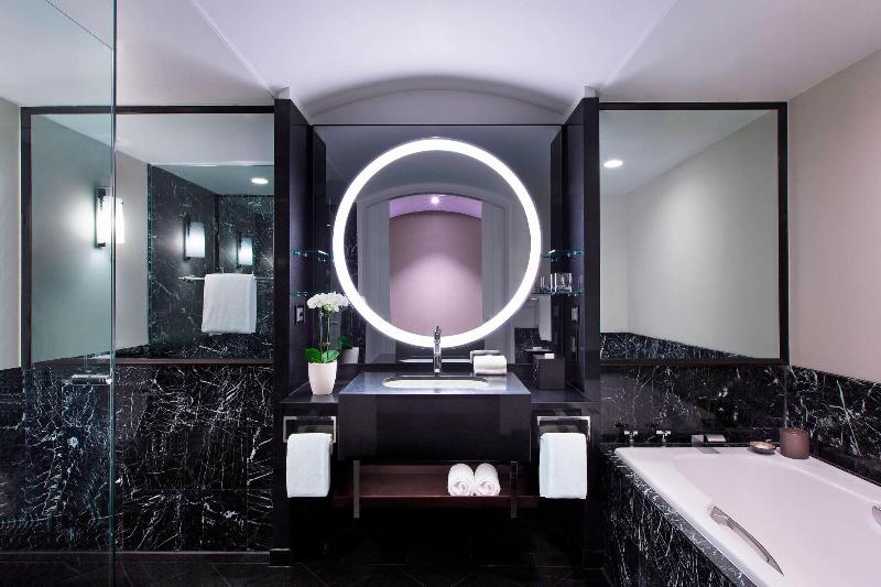 Люкс Повышенной Комфортности, Sheraton Grand Sydney Hyde Park