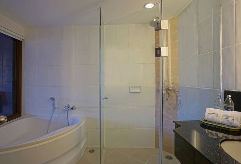 اتاق لوکس, Novotel Phuket Vintage Park Resort