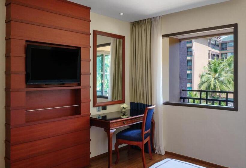 اتاق سوپریور با تخت بزرگ, Novotel Phuket Vintage Park Resort