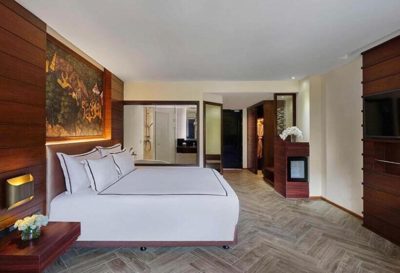 اتاق لوکس با تخت بزرگ, Novotel Phuket Vintage Park Resort