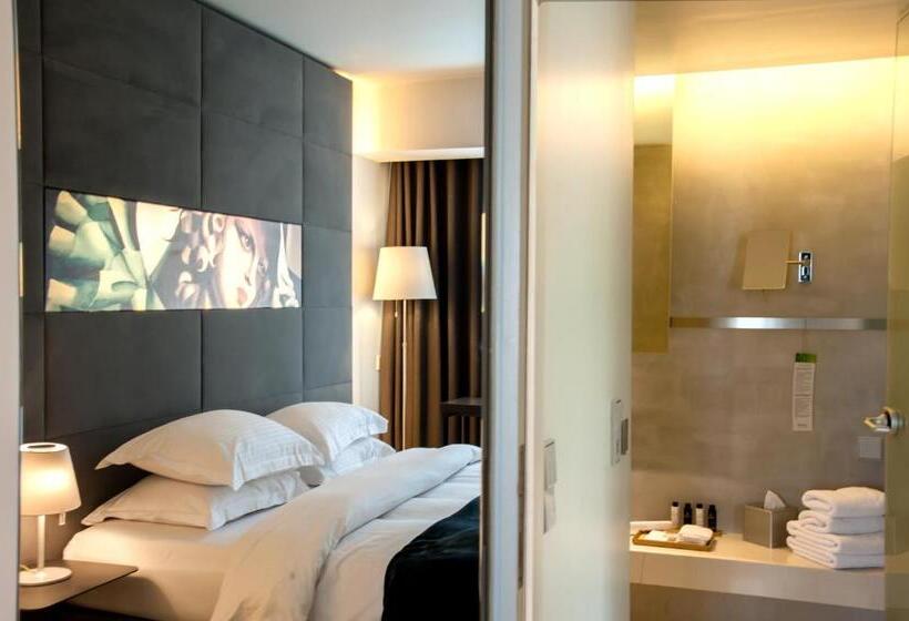 سوئیت سینیور, Brasil Suites Boutique