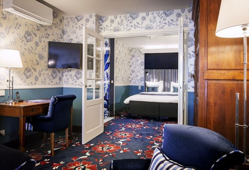 Quarto Estandar, Carlton Ambassador