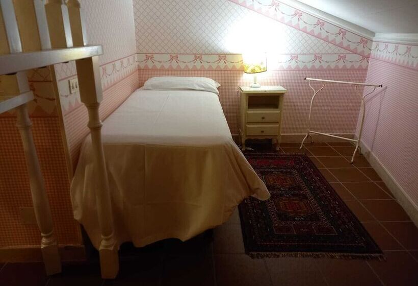 اتاق کلاسیک سه تخته, Duchessa Isabella Collection By Uappala Hotels