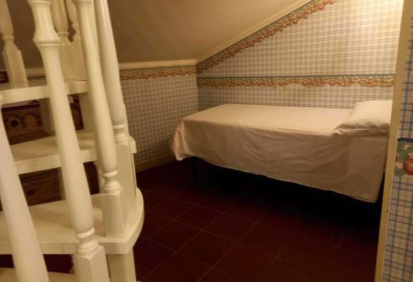 اتاق کلاسیک چهارنفره, Duchessa Isabella Collection By Uappala Hotels