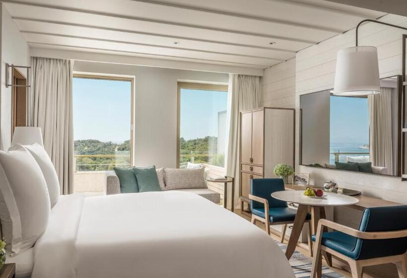 스탠다드 룸 킹사이즈 침대, Four Seasons Astir Palace Athens