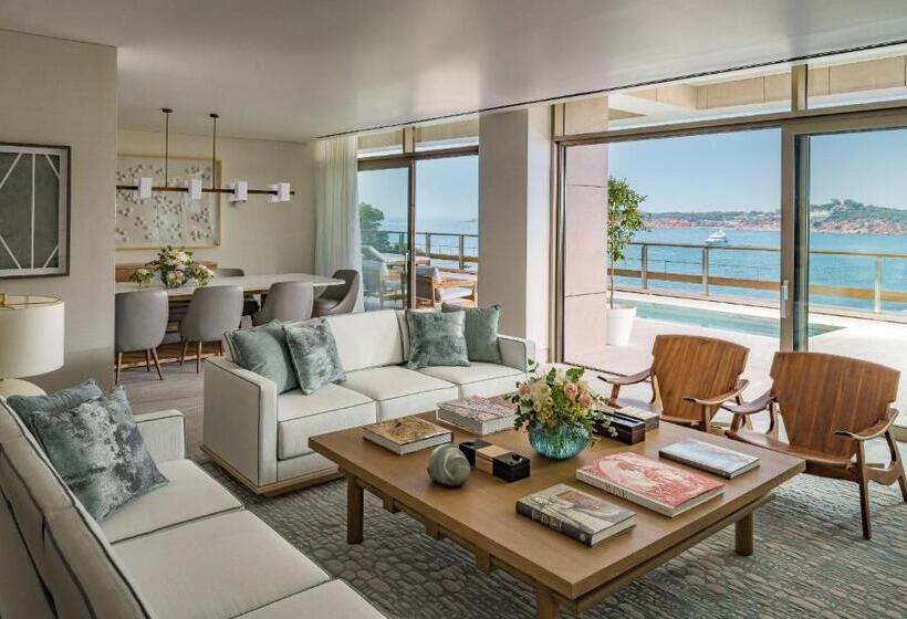 سوئیت سلطنتی 2 خوابه, Four Seasons Astir Palace Athens