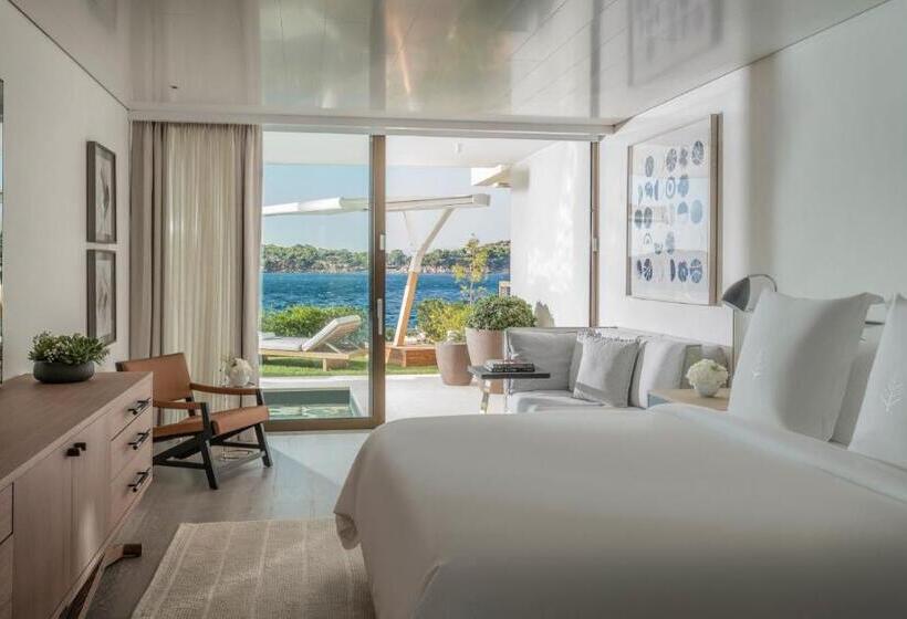 سوئیت با تخت بزرگ, Four Seasons Astir Palace Athens