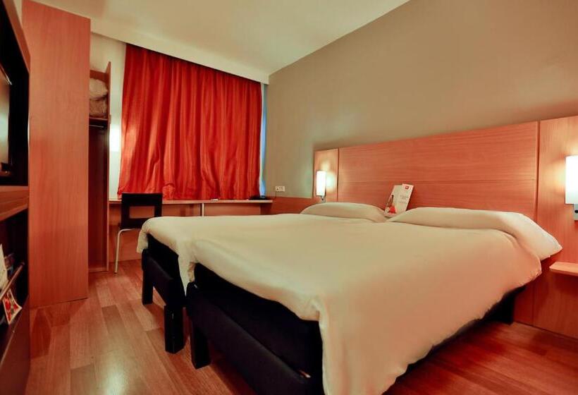 Chambre Standard, Ibis Fes