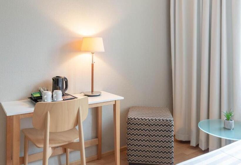 اتاق استاندارد یک نفره, Jokipuisto