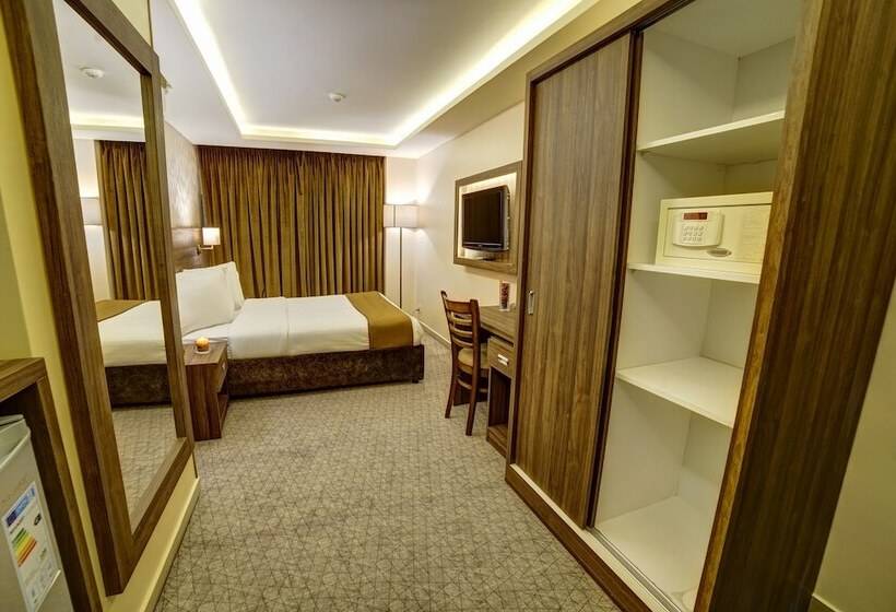 اتاق لوکس یک تخته, Nairoukh Hotel Aqaba