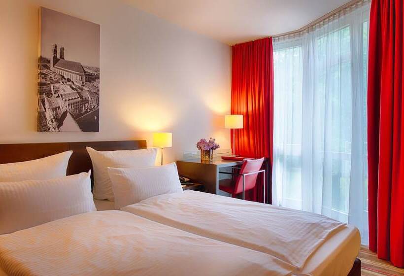 Quarto superior, Leonardo  Munich City West