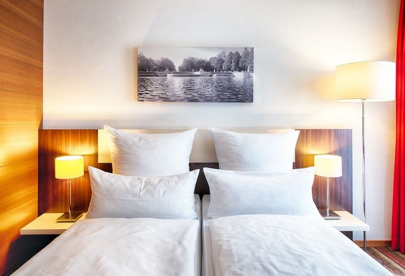 Chambre Confort, Leonardo  Munich City West