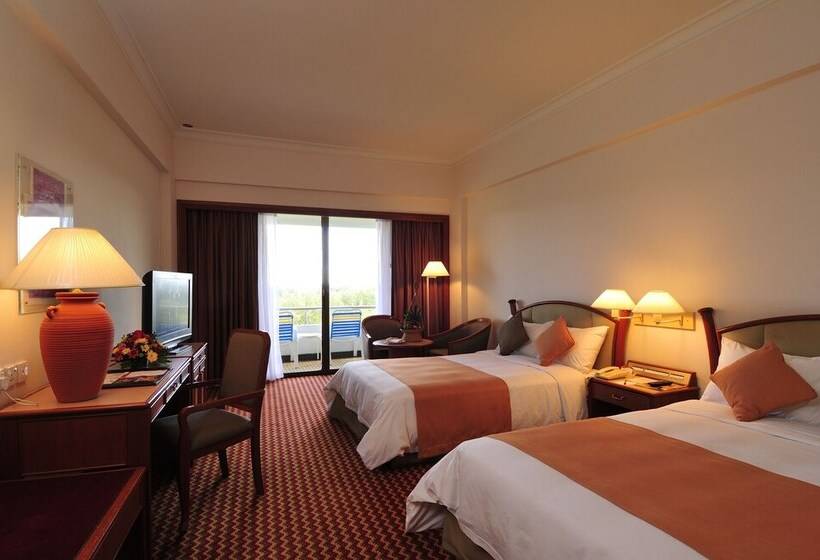 اتاق اجرایی با چشم‌انداز دریا, Parkcity Everly Hotel Miri