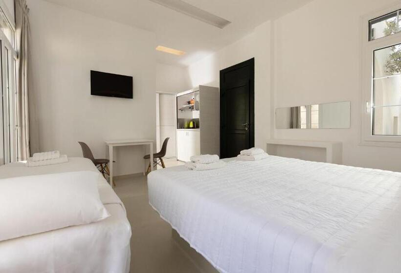 استودیوی سوپریور, Andromeda Residence