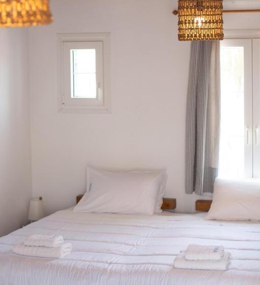 استودیوی سوپریور, Andromeda Residence