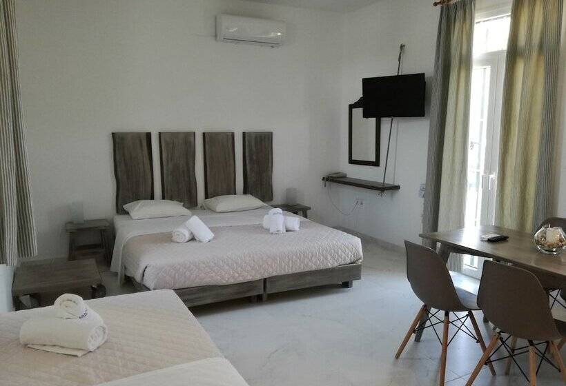 استودیوی سوپریور, Andromeda Residence