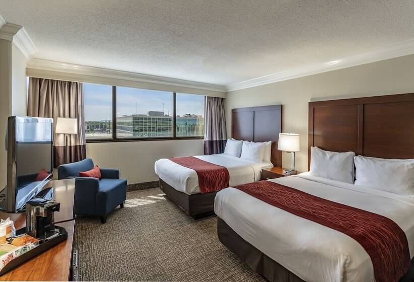 اتاق استاندارد با 2 تخت دوبل, Comfort Inn & Suites At Copeland Tower