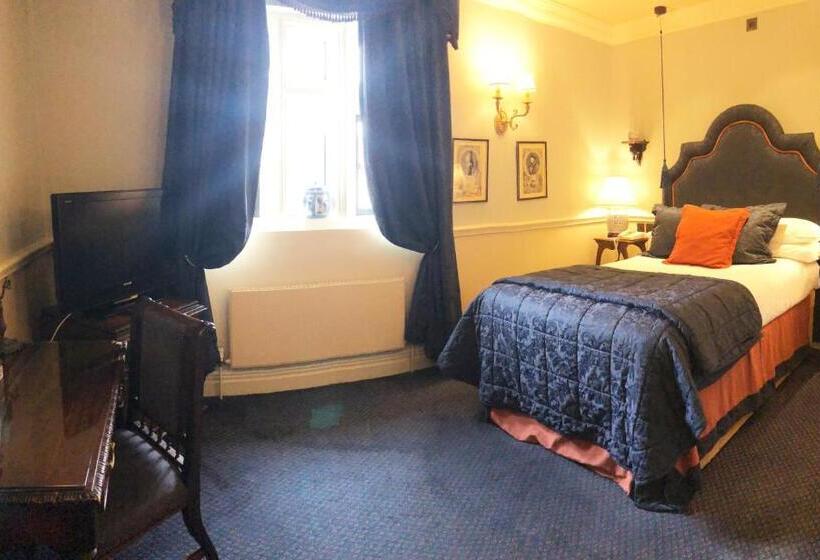 Standard Room, Coombe Abbey