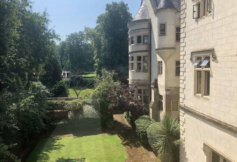 اتاق لوکس, Coombe Abbey