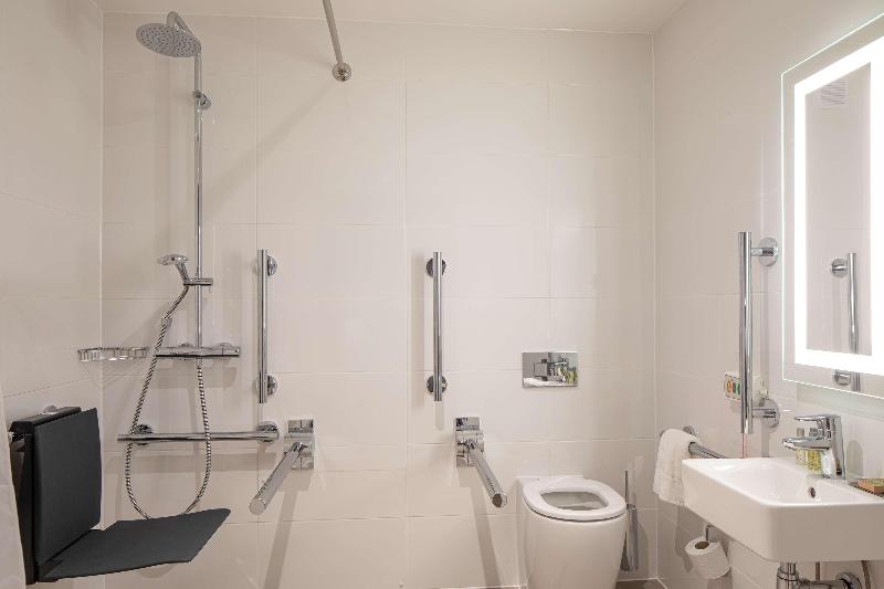 اتاق استاندارد با تخت بزرگ, Doubletree By Hilton Dartford Bridge