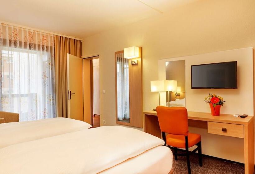 Номер Superior с Видом, H4 Hotel Arcadia Locarno