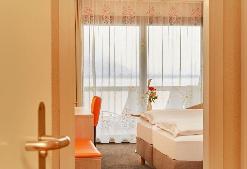 Номер Superior с Видом, H4 Hotel Arcadia Locarno