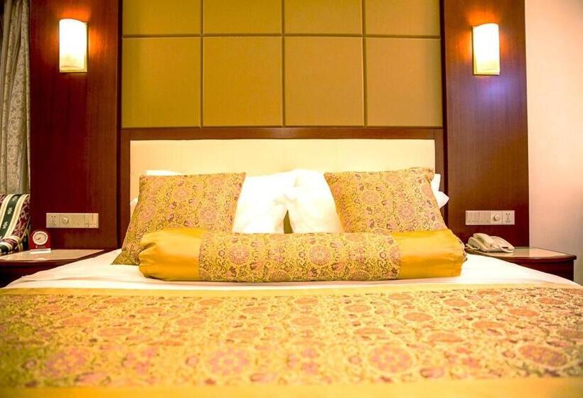 اتاق سوپریور با تخت بزرگ, Citic Ningbo International