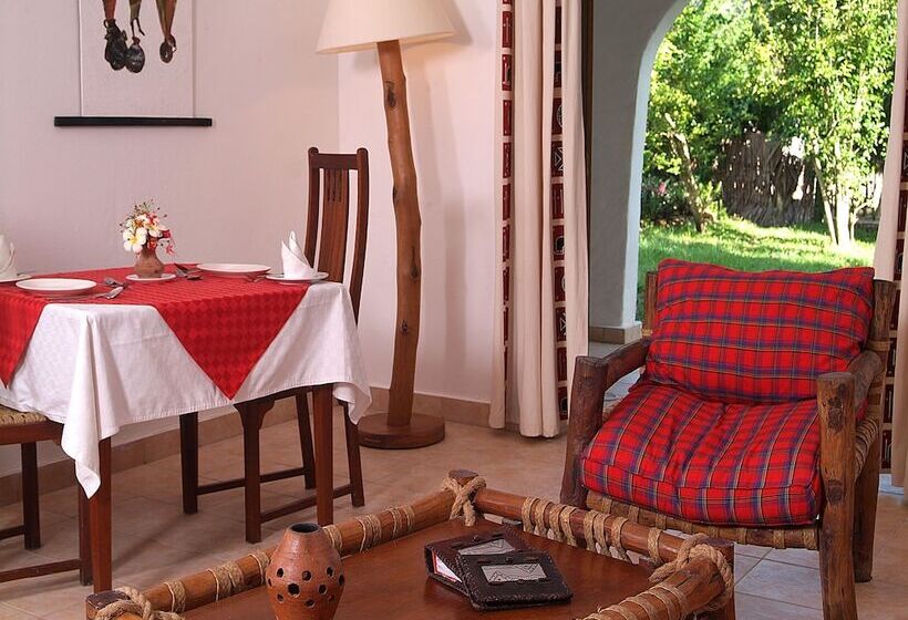 اتاق لوکس, Pinewood Beach Resort And Spa