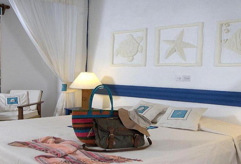 اتاق لوکس, Pinewood Beach Resort And Spa