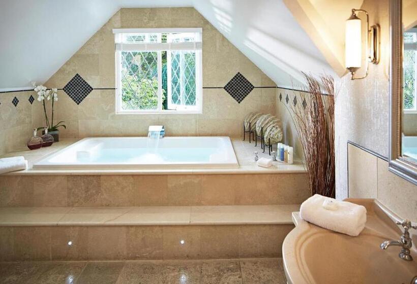 سوئیت مستر, Rowhill Grange Hotel & Utopia Spa