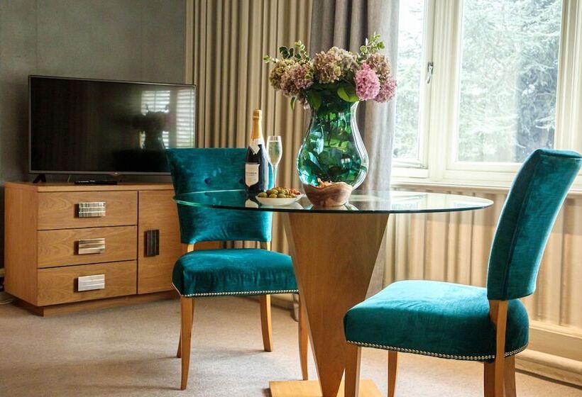 سوئیت مستر, Rowhill Grange Hotel & Utopia Spa
