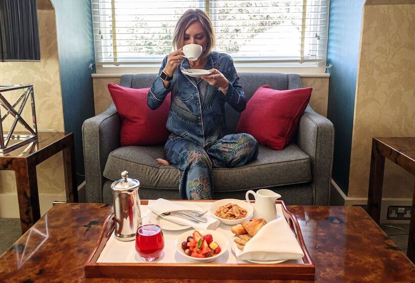 سوئیت کلاسیک, Rowhill Grange Hotel & Utopia Spa