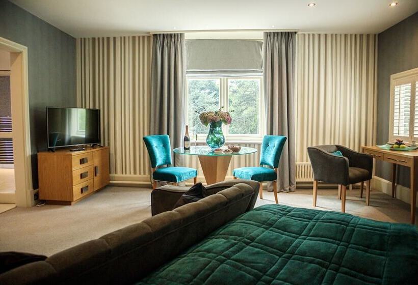 سوئیت مستر, Rowhill Grange Hotel & Utopia Spa