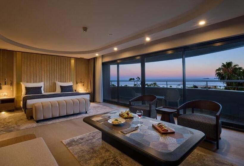 اتاق لوکس, Movenpick Resort Antalya Tekirova