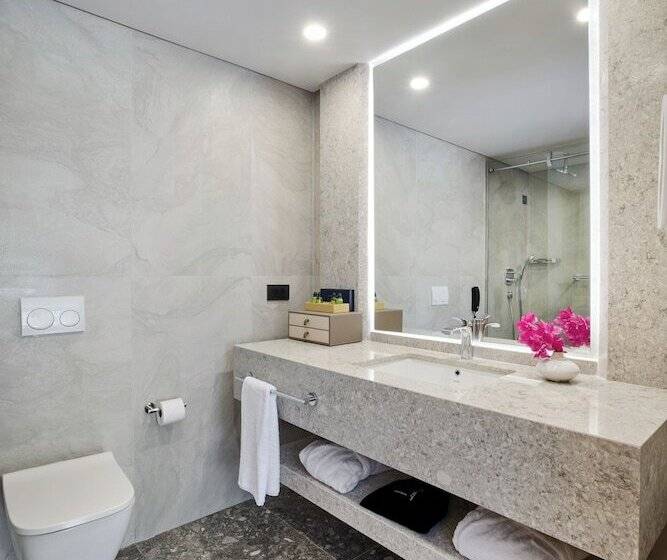 اتاق راحتی, Movenpick Resort Antalya Tekirova