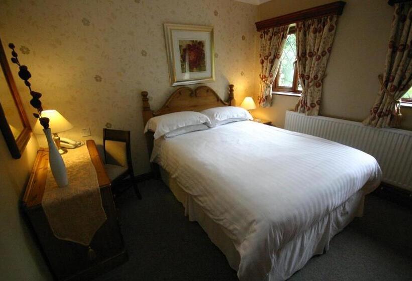 اتاق اکونومی, Three Horseshoes Country Inn