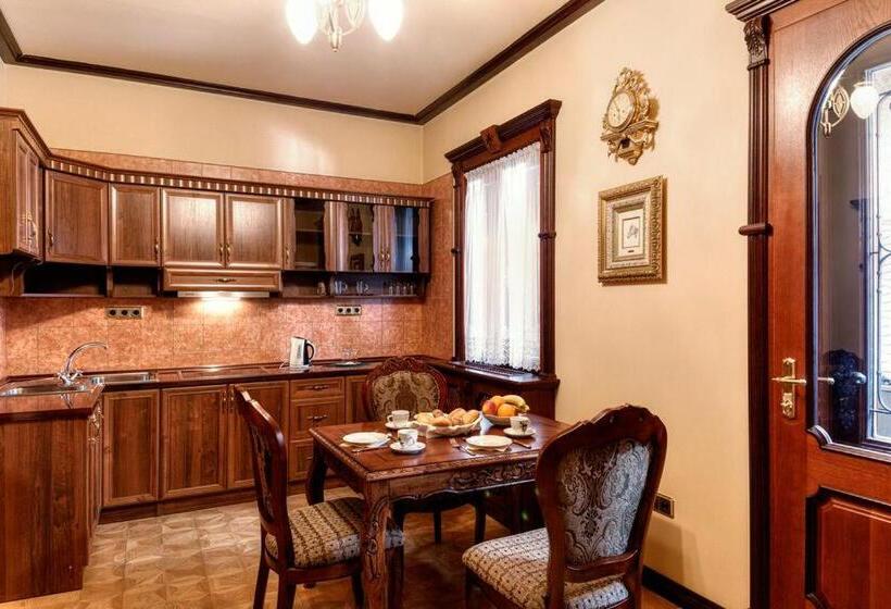 استودیوی استاندارد, Vila Anna