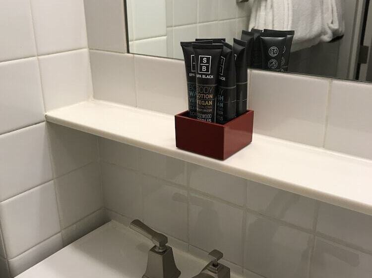 اتاق استاندارد, Touchstone Hotel   City Center