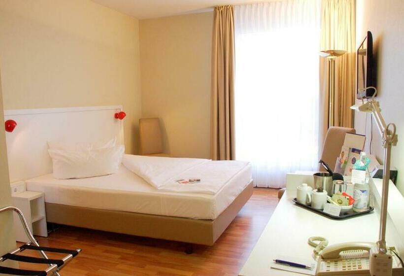 اتاق استاندارد با تخت بزرگ, Am Schloß Köpenick By Golden Tulip