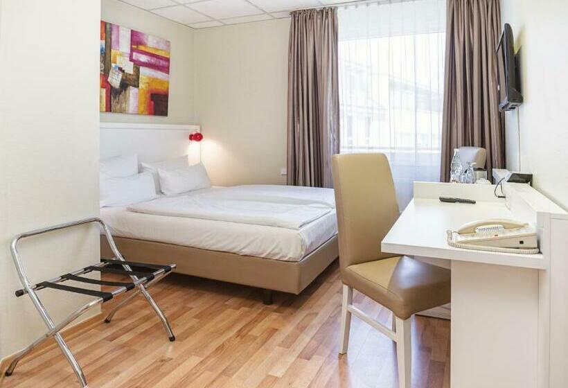 اتاق استاندارد با تخت بزرگ, Am Schloß Köpenick By Golden Tulip