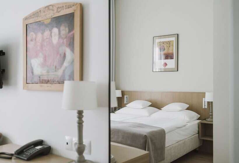 اتاق استاندارد, Art Hotel Wrocław