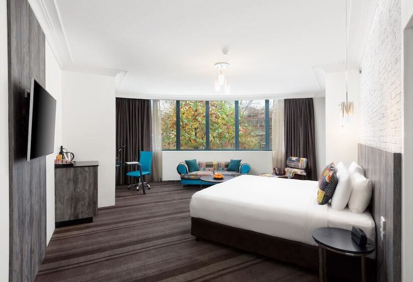 استودیوی استاندارد, Rydges Sydney Central