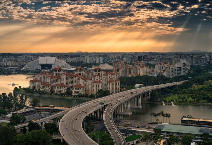 Deluxe Room with Views, The Ritzcarlton, Millenia Singapore