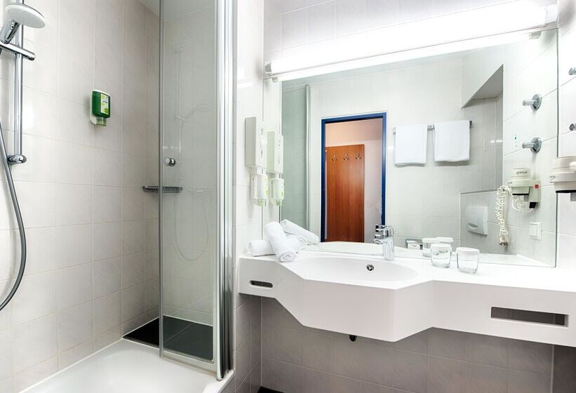 חדר משפחתי, Achat Hotel Stuttgart Zuffenhausen